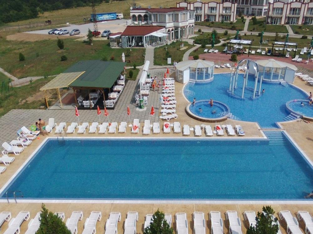 Апартаментен Туристически Комплекс Аква Терми Krasnovo Extérieur photo