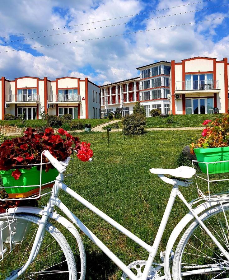 Апартаментен Туристически Комплекс Аква Терми Krasnovo Extérieur photo